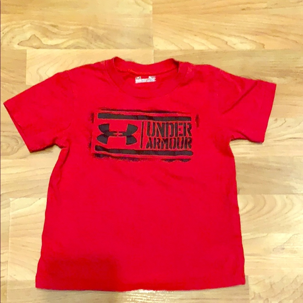 Under Armour Boys shirt